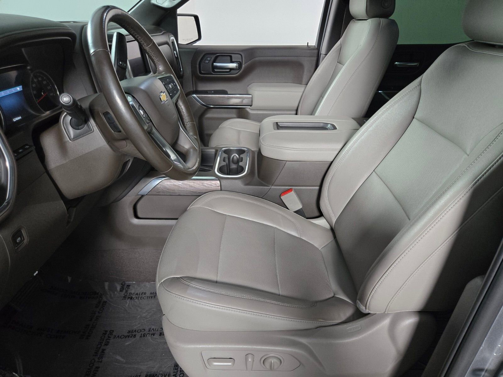 Used 2019 Chevrolet Silverado 1500 LTZ w/ LTZ Premium Package AWD/4WD image 11