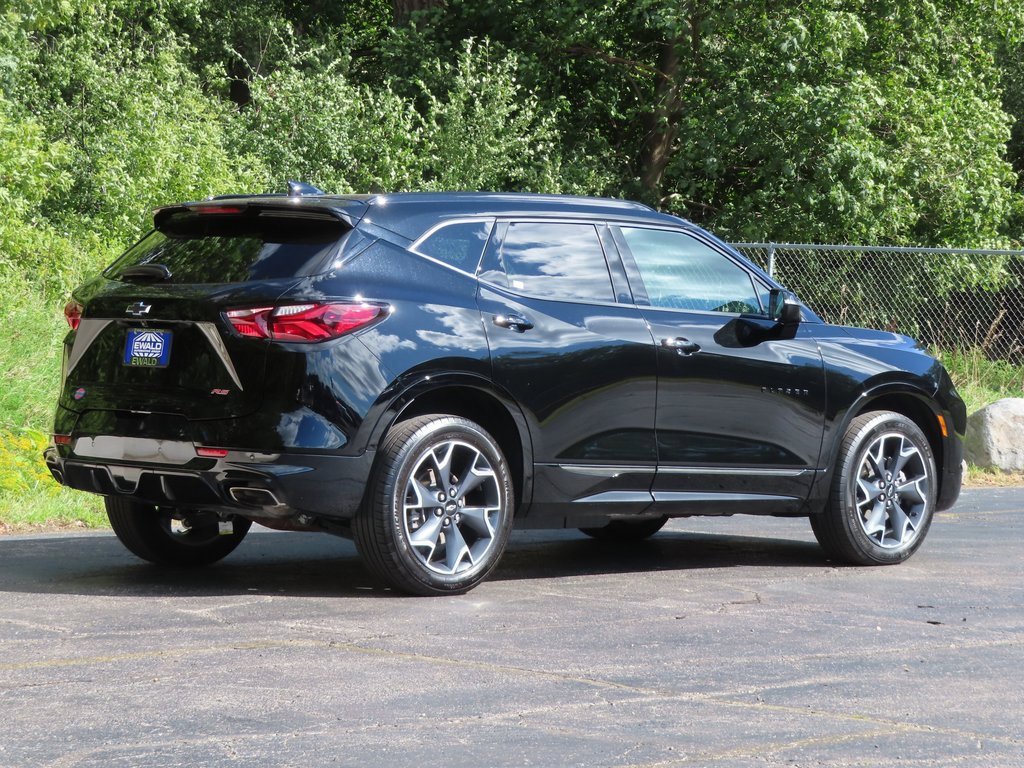 Certified 2022 Chevrolet Blazer RS w/ Enhanced Convenience Package image 3