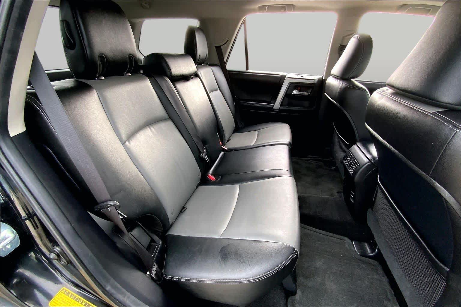 Used 2015 Toyota 4Runner SR5 Premium RWD image 19