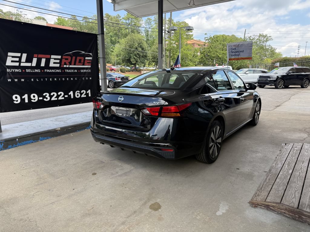 Used 2021 Nissan Altima 2.5 SV FWD image 5