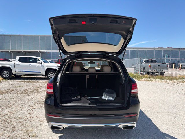 Used 2018 Mercedes-Benz GLC 300 image 7