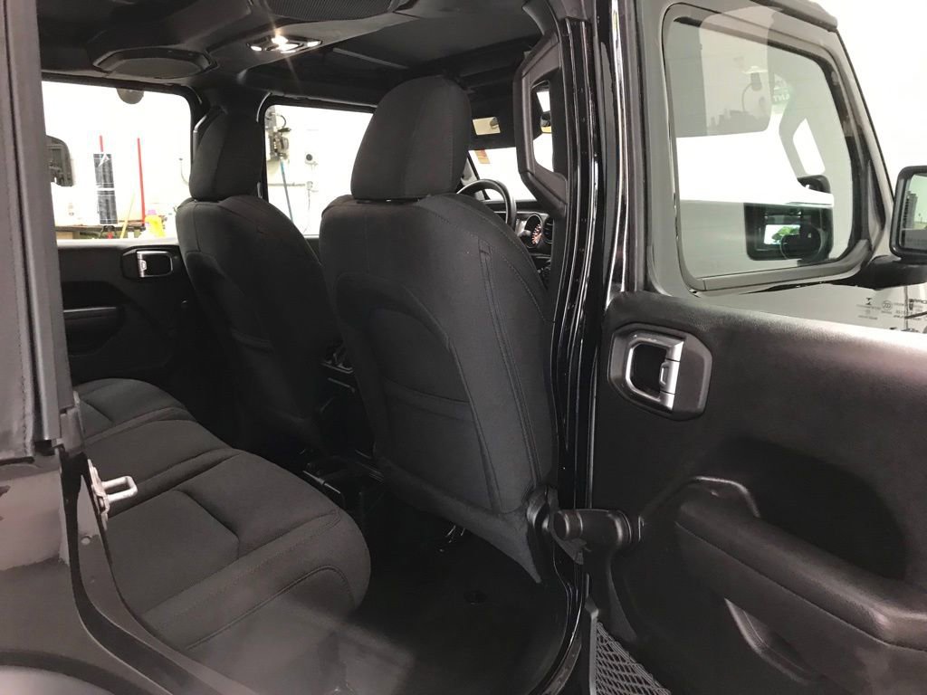 Used 2023 Jeep Wrangler Sport image 32