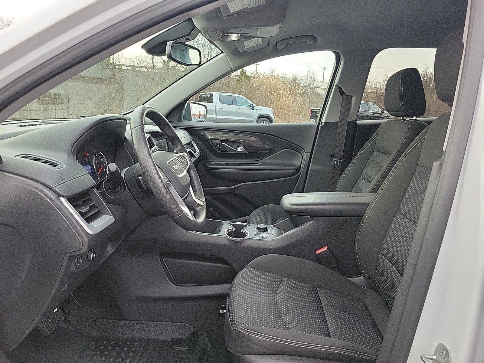 Used 2022 GMC Terrain SLE w/ Driver Convenience Package image 15