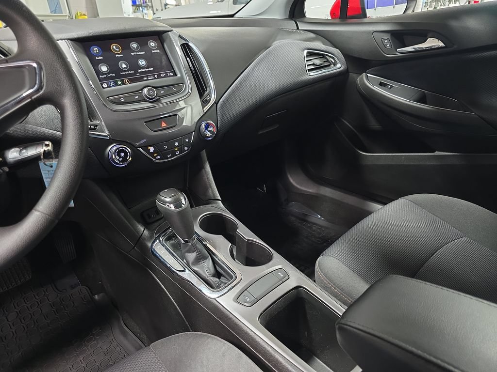 Certified 2019 Chevrolet Cruze LS FWD image 23