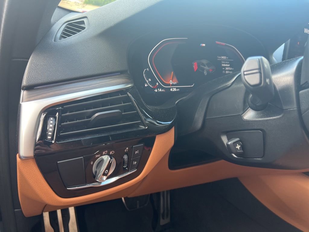 Used 2023 BMW 530i w/ M Sport Package image 13