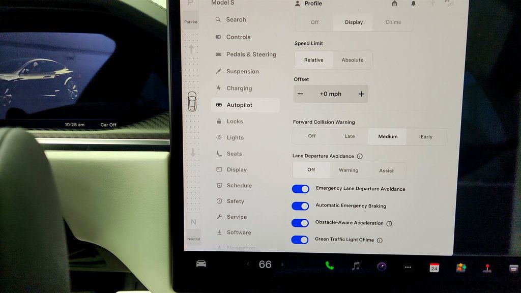 Used 2022 Tesla Model S Plaid image 21