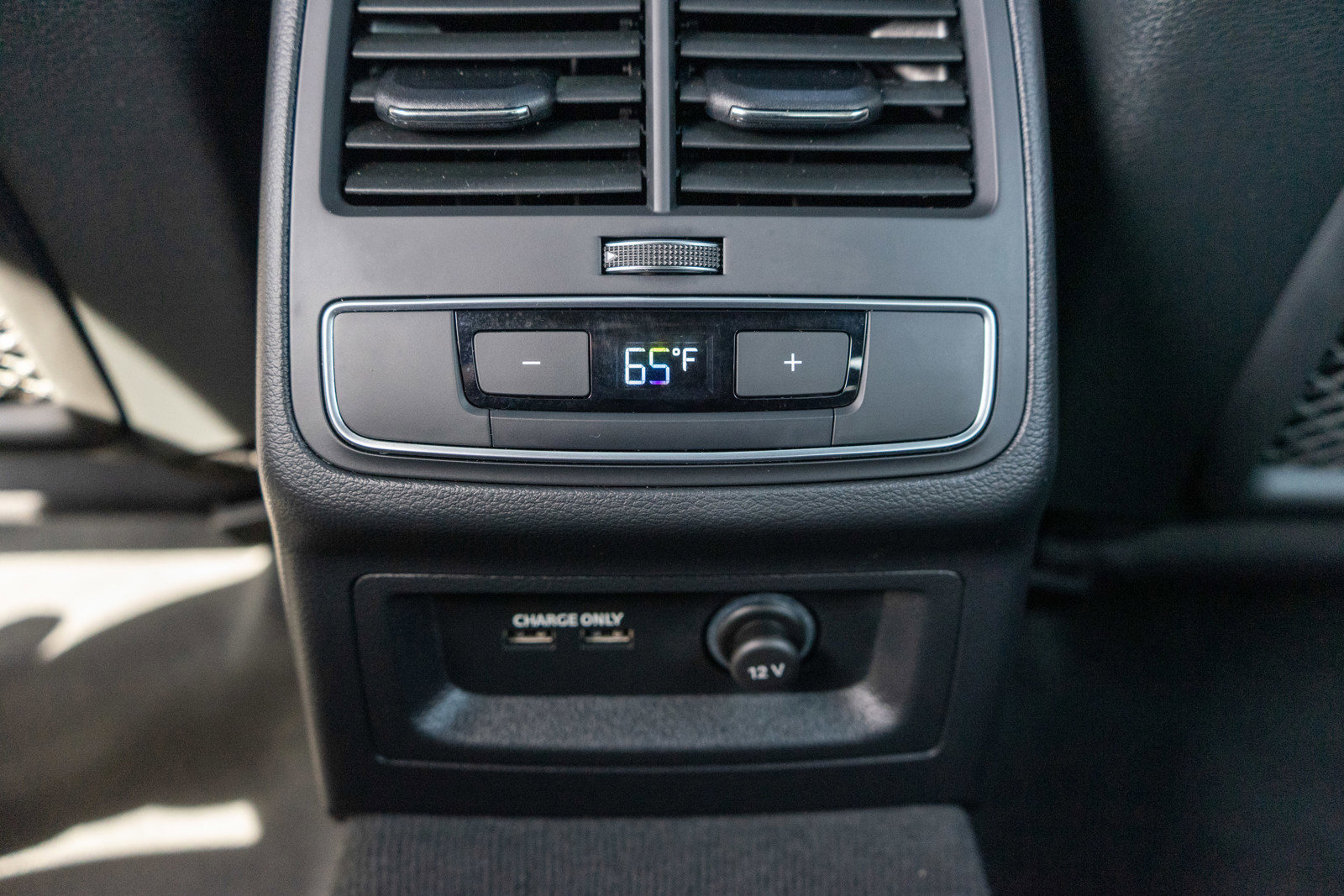 Used 2022 Audi A4 2.0T Premium Plus w/ Premium Plus Package AWD/4WD image 31