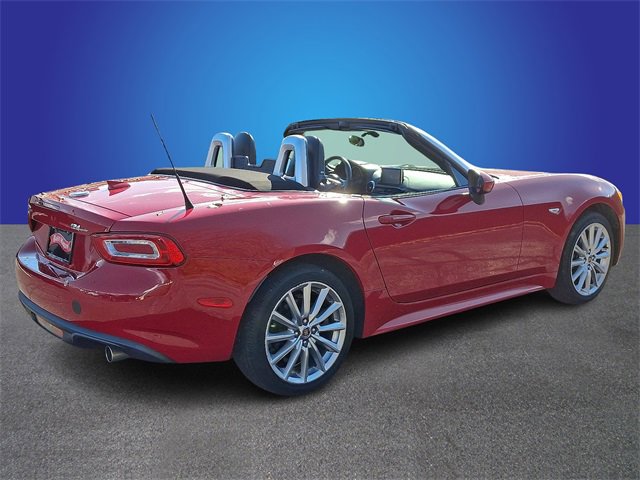 Used 2019 FIAT 124 Spider Lusso w/ Navigation & Sound Group image 4