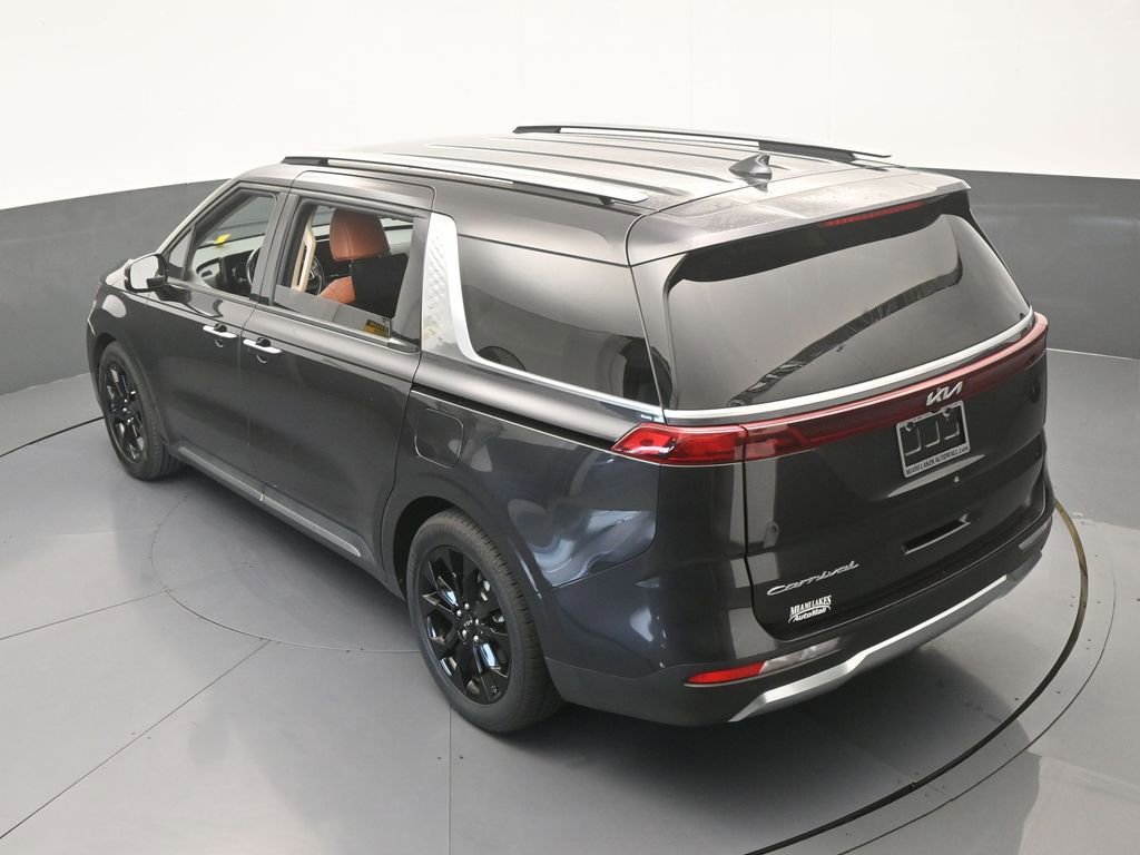Used 2022 Kia Carnival SX FWD image 58