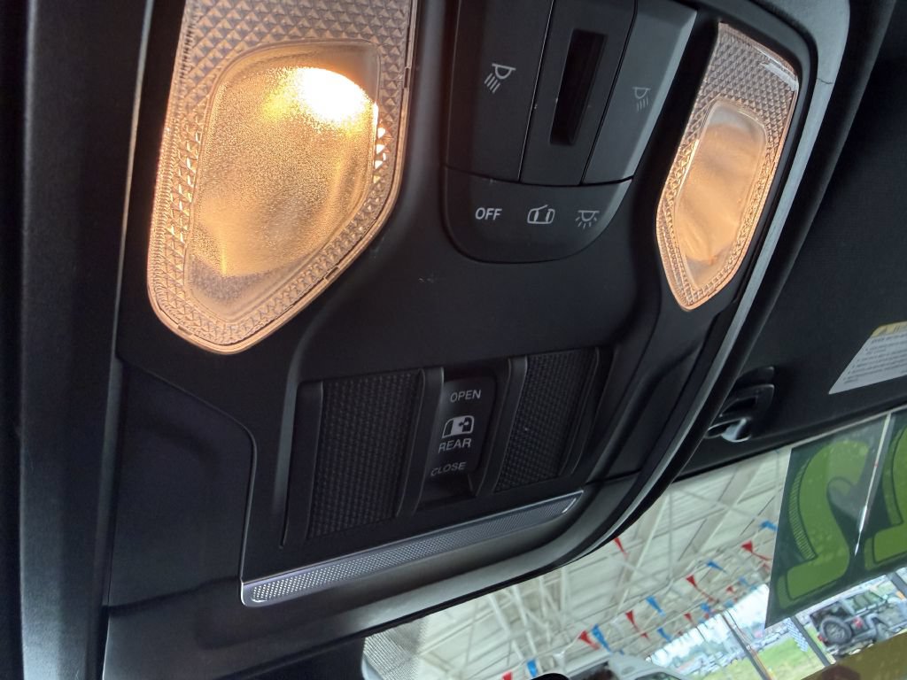 Used 2022 RAM 2500 Power Wagon w/ Level 1 Equipment Group AWD/4WD image 38
