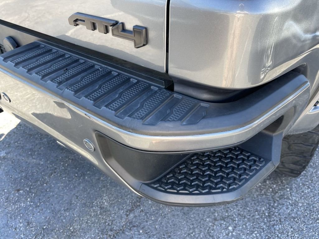 Used 2021 GMC Sierra 1500 AT4 w/ AT4 Premium Package AWD/4WD image 9