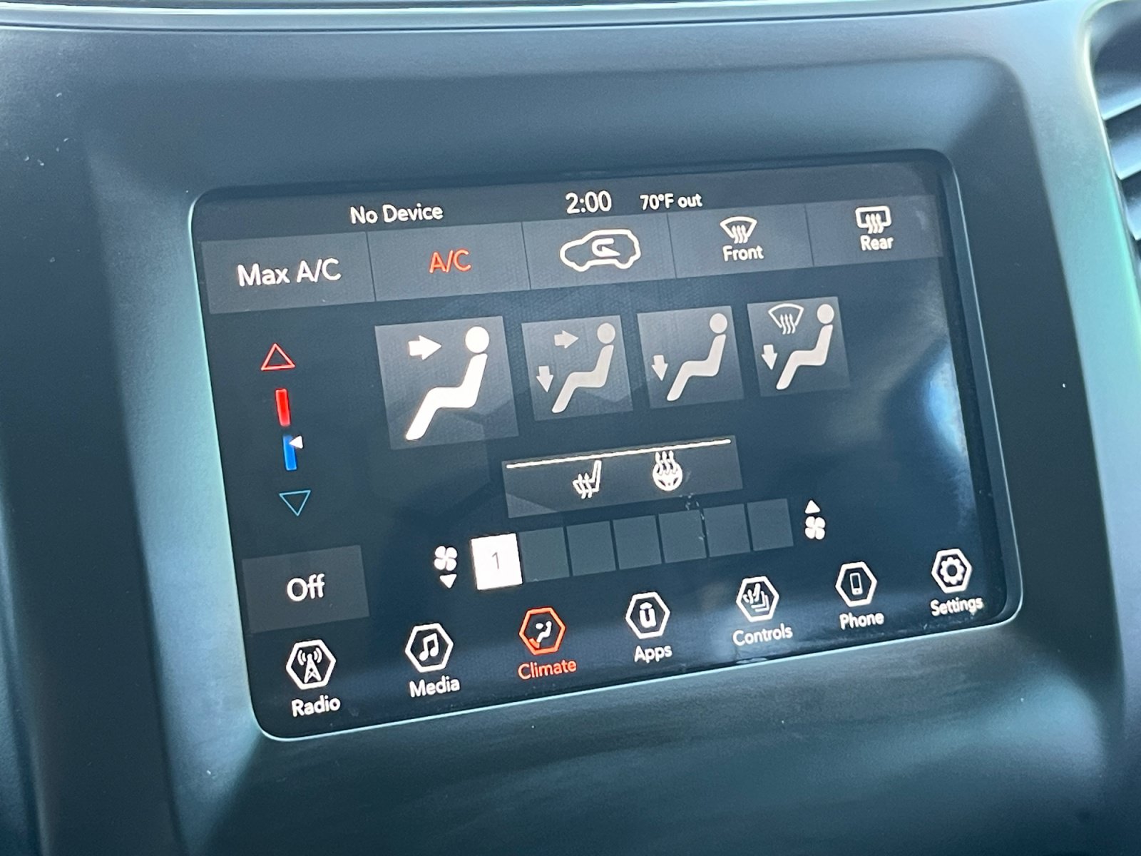 Used 2021 Jeep Cherokee Latitude Lux FWD image 24