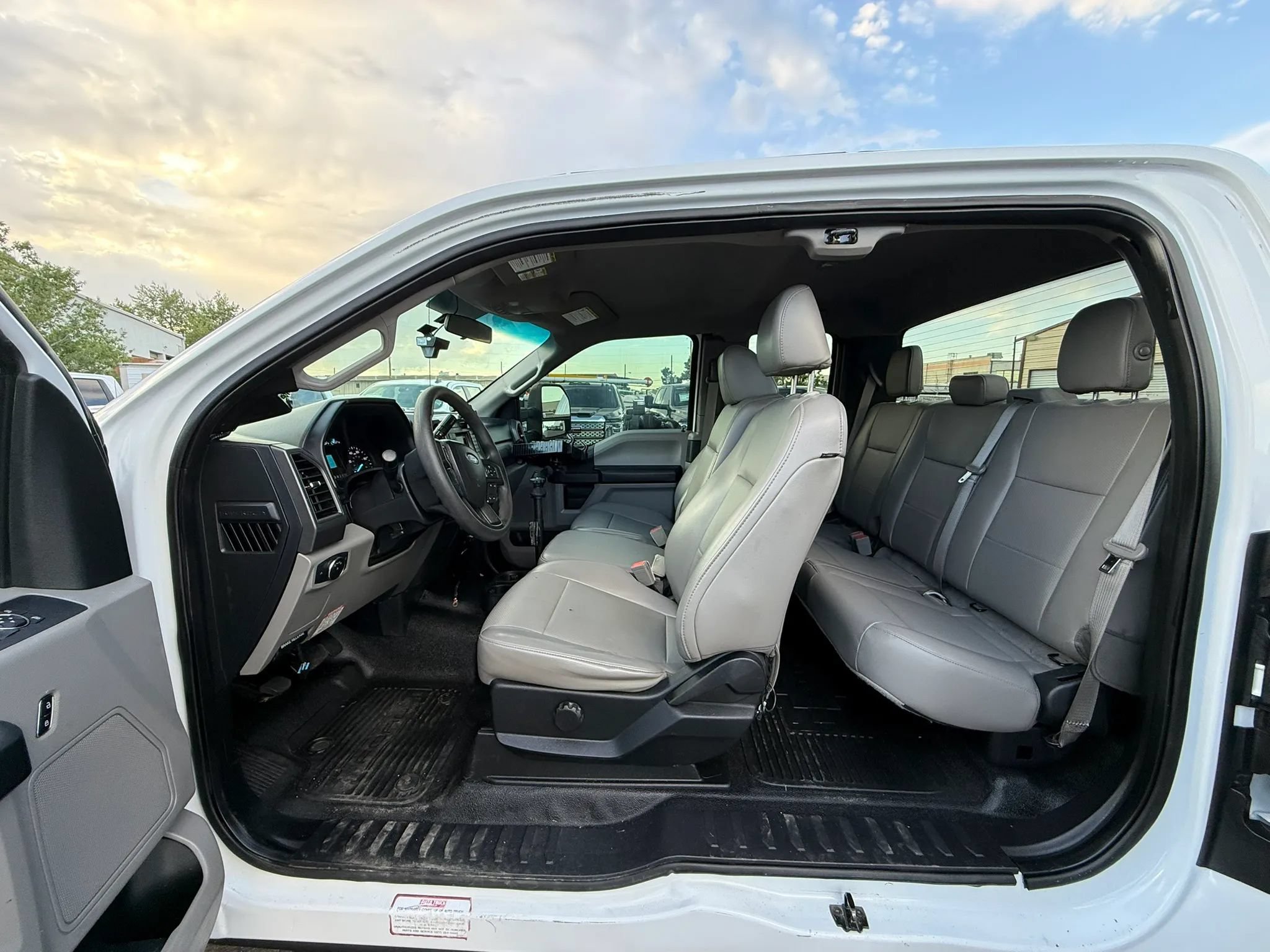 Used 2018 Ford F250 XL w/ Power Equipment Group AWD/4WD image 20