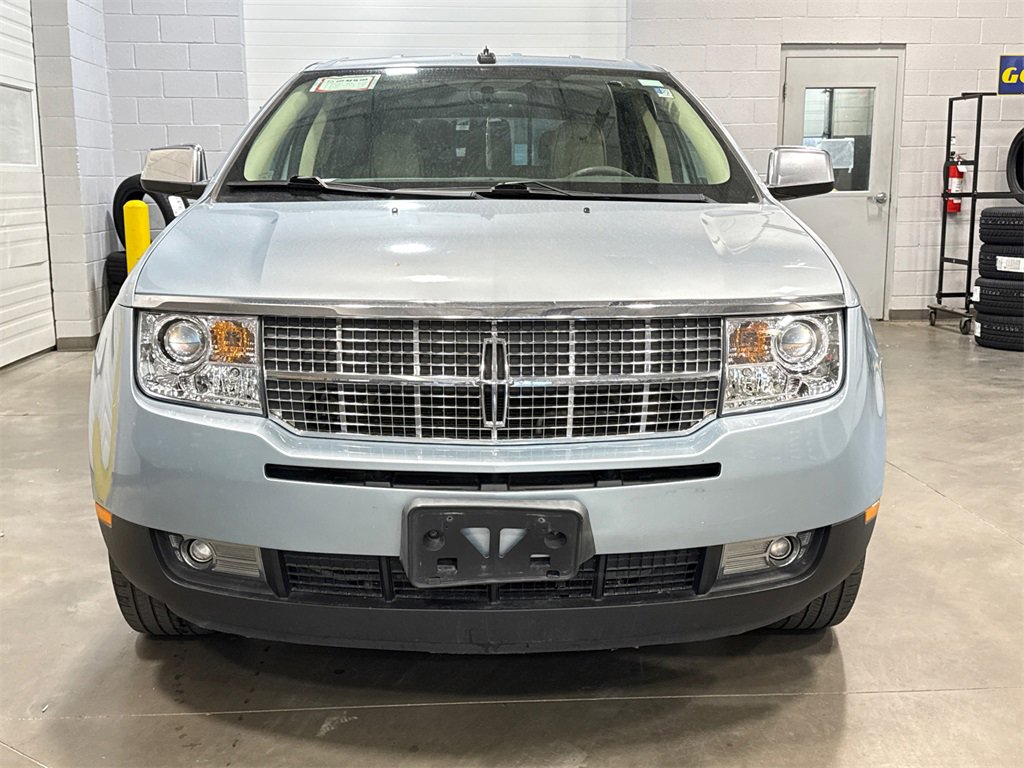 Used 2008 Lincoln MKX 2WD image 2