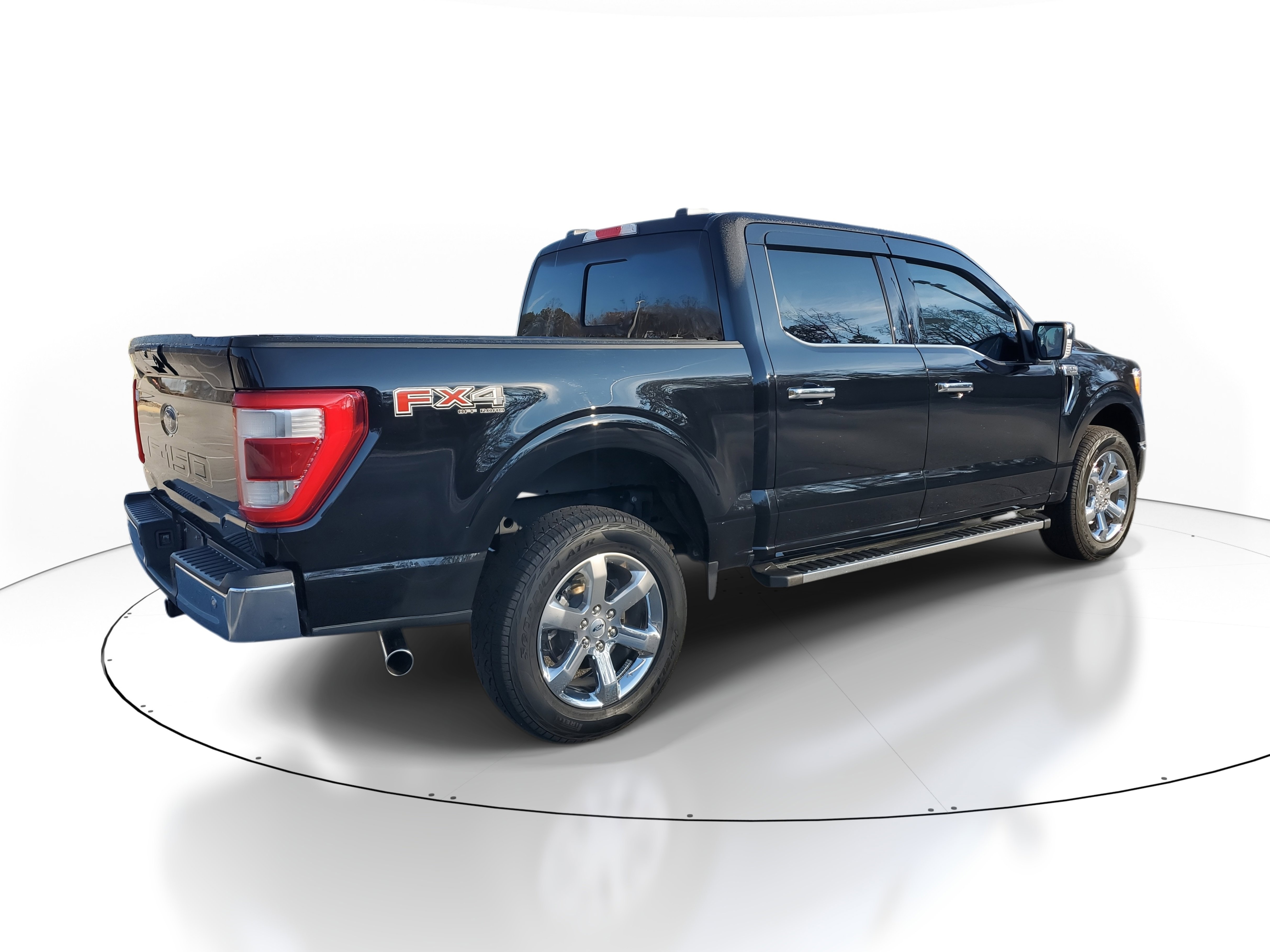 Used 2023 Ford F150 Lariat w/ FX4 Off-Road Package image 6