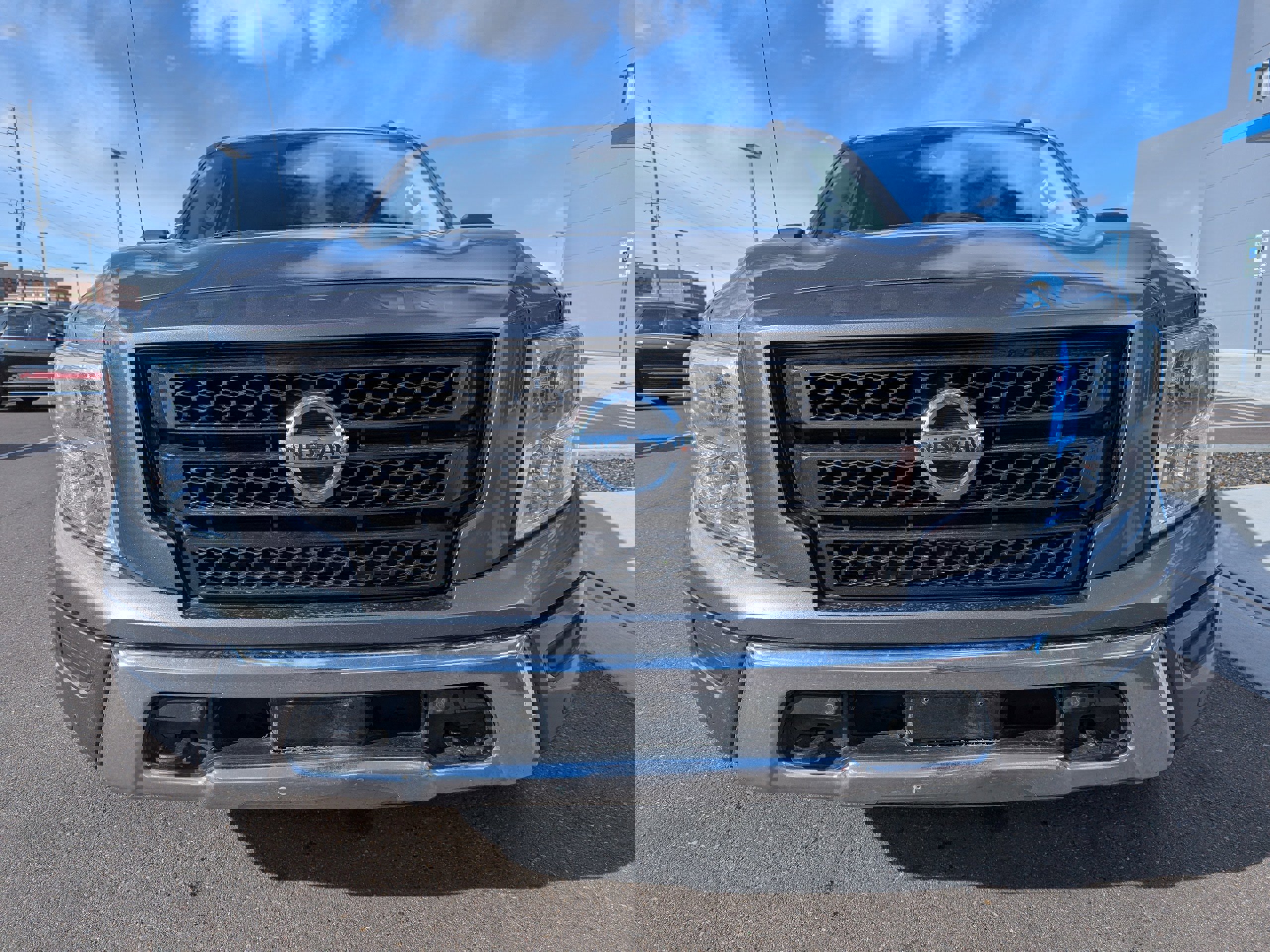 Used 2020 Nissan Titan SV w/ SV Convenience Package image 5