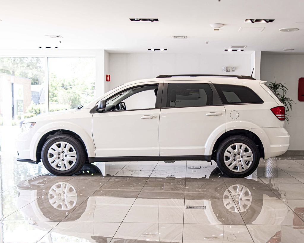 Used 2018 Dodge Journey SE FWD image 6