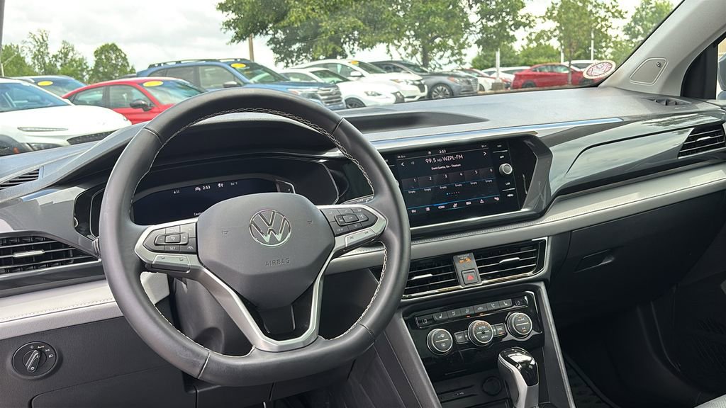 Used 2024 Volkswagen Taos SEL AWD/4WD image 13