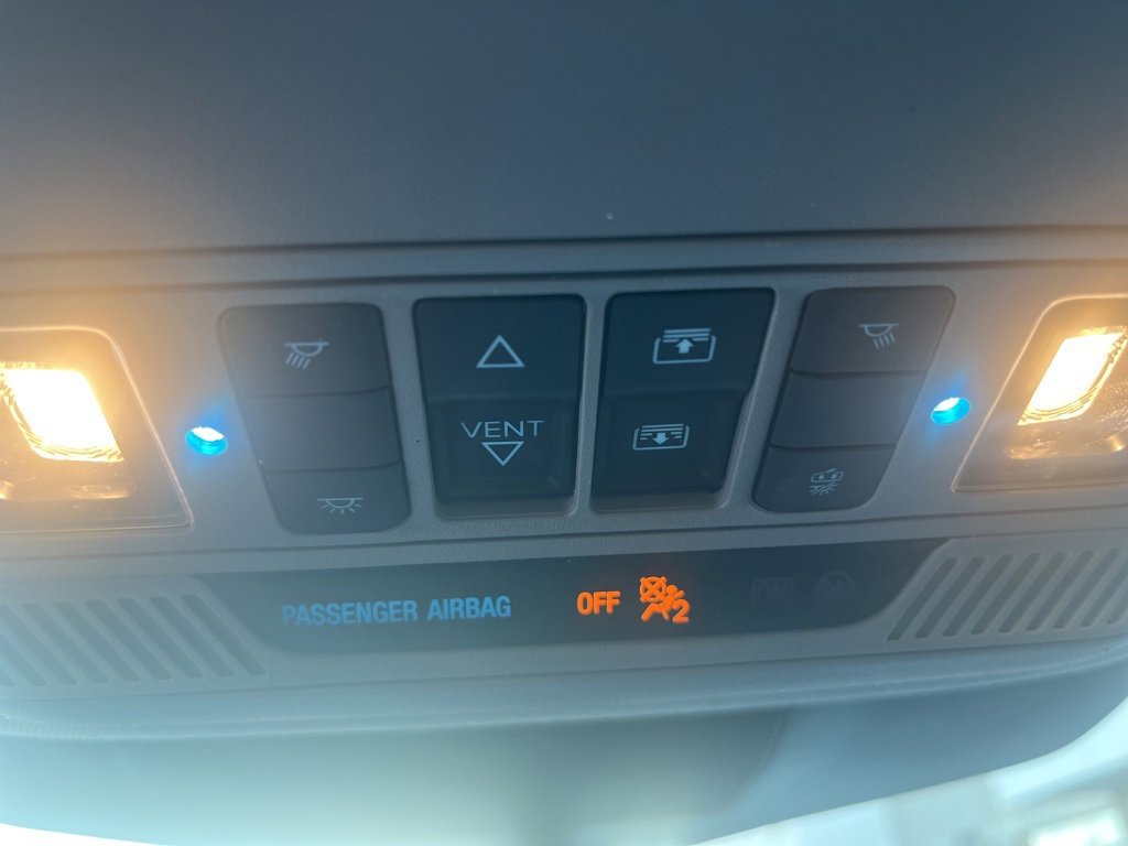 Used 2022 Ford Explorer XLT w/ Equipment Group 202A image 25