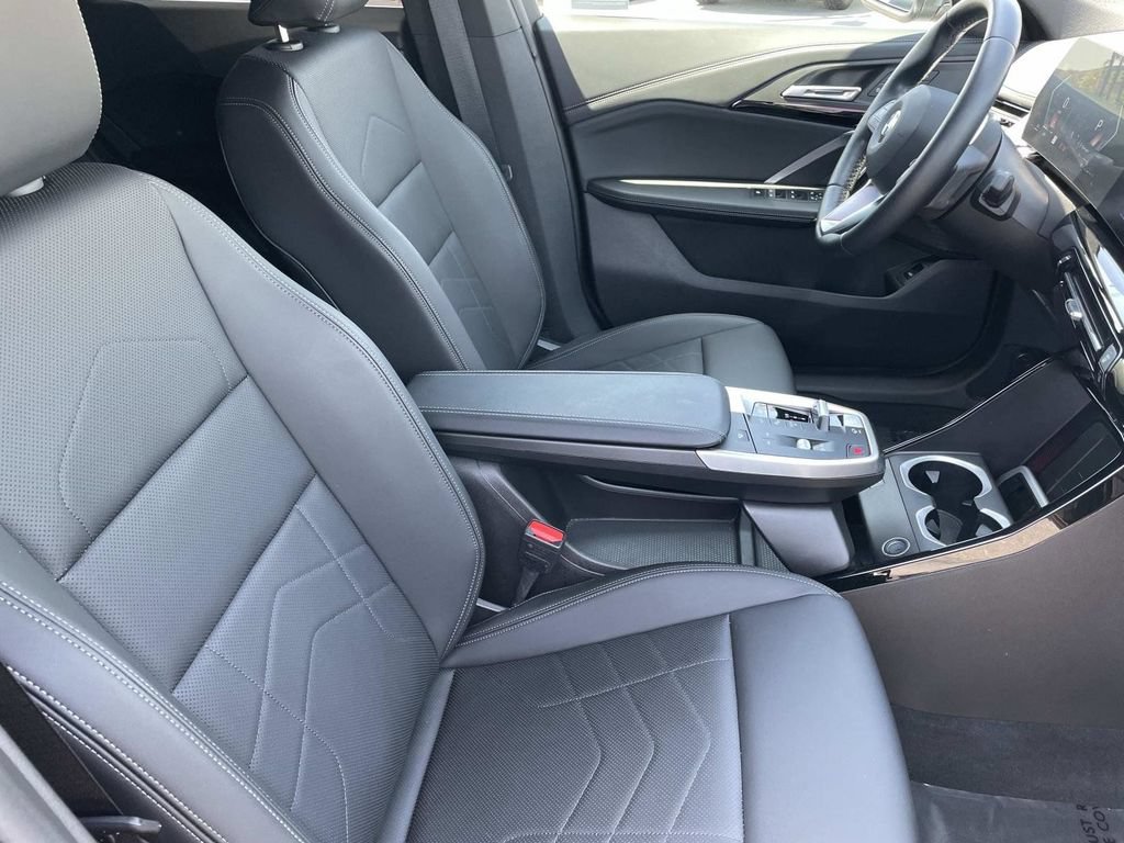 Used 2025 BMW X1 xDrive28i w/ Convenience Package AWD/4WD image 24