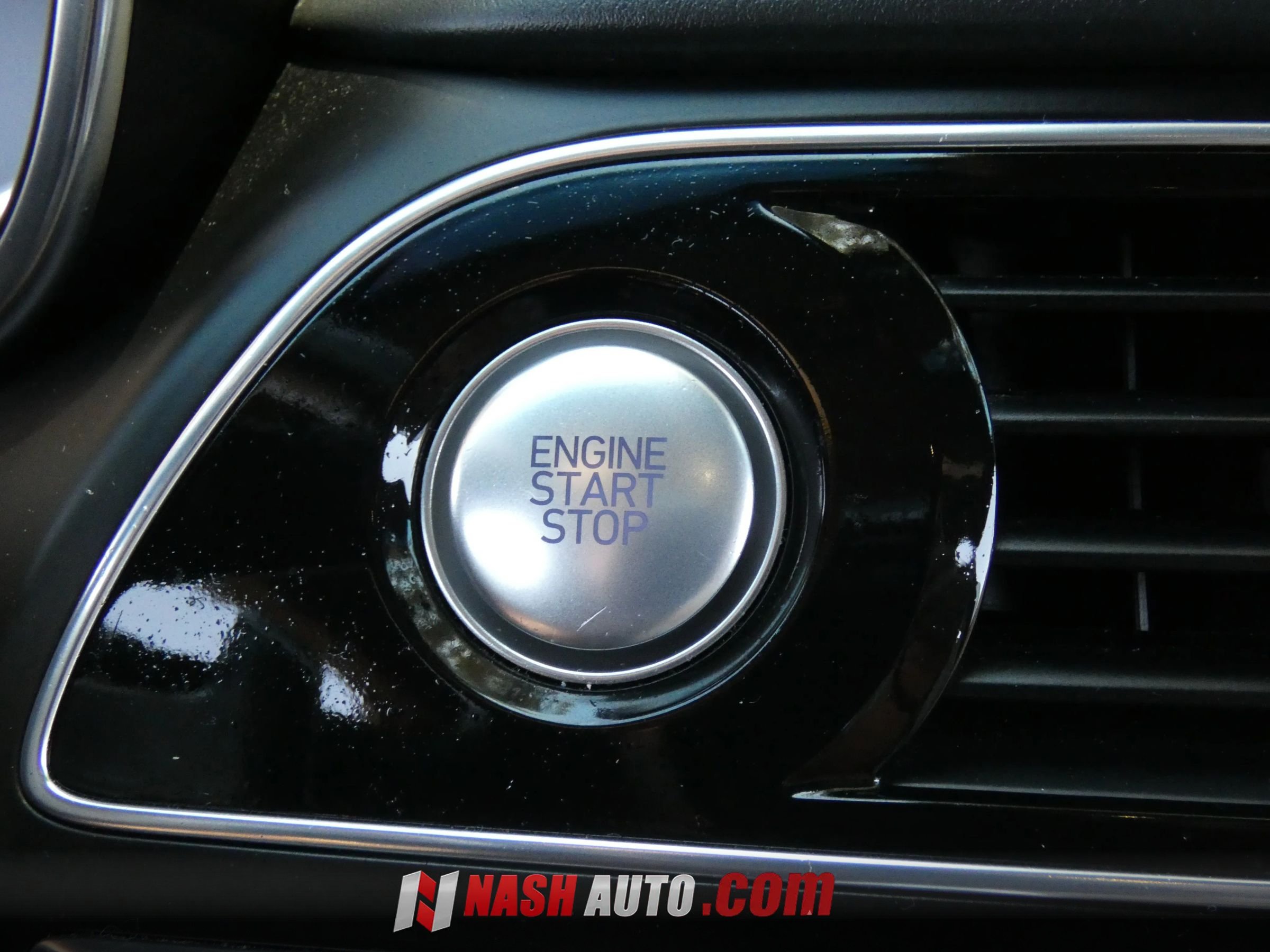 Used 2022 Genesis G70 2.0T RWD image 53