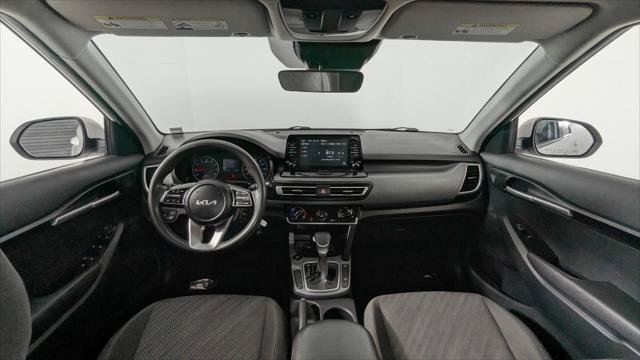 Used 2022 Kia Seltos LX AWD/4WD image 26