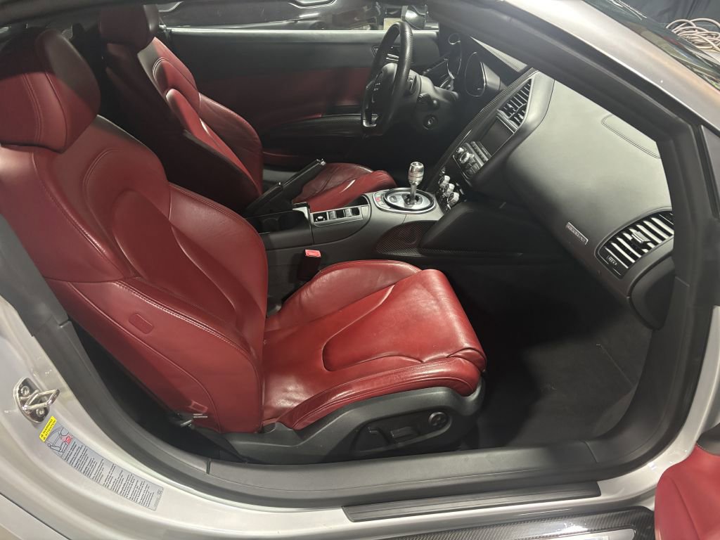 Used 2011 Audi R8 V10 image 54