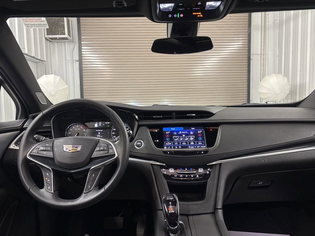 Certified 2025 Cadillac XT5 Premium Luxury image 32
