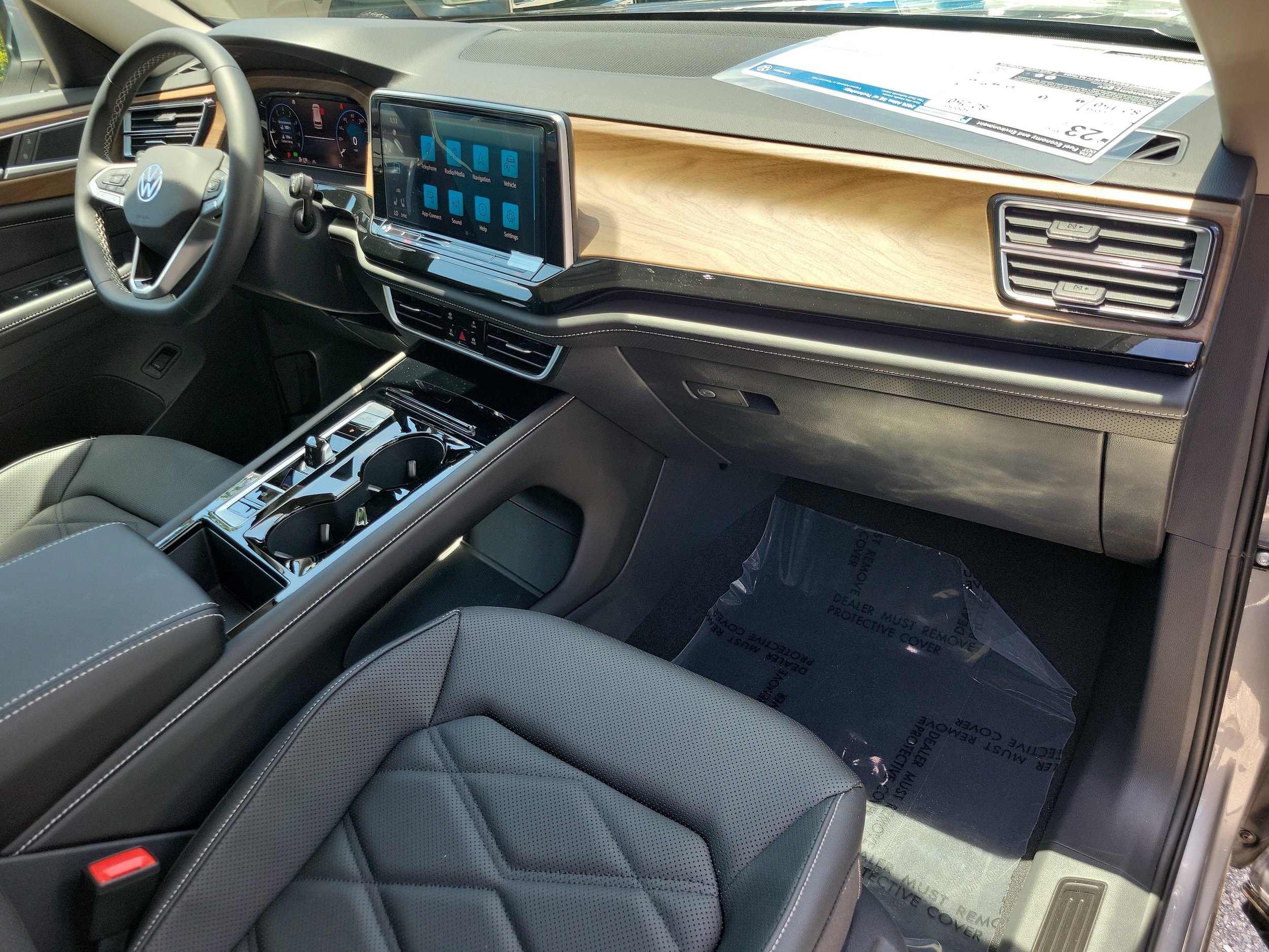 New 2026 Volkswagen Atlas SE FWD image 11