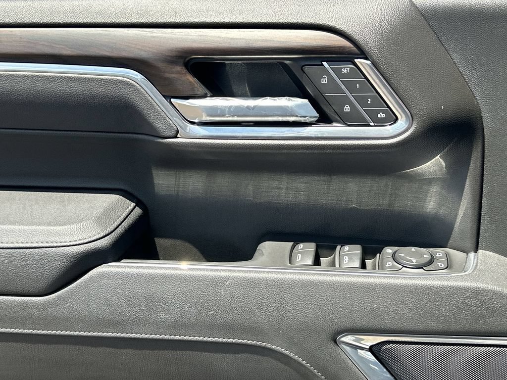 New 2026 GMC Sierra 1500 SLT AWD/4WD image 23