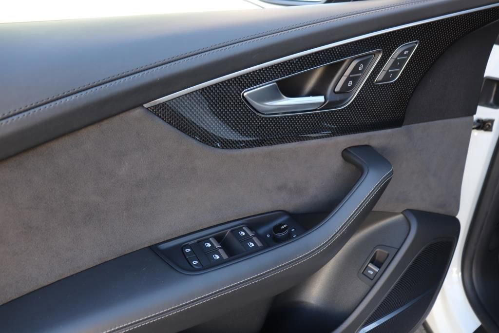 Used 2023 Audi SQ8 Prestige image 37