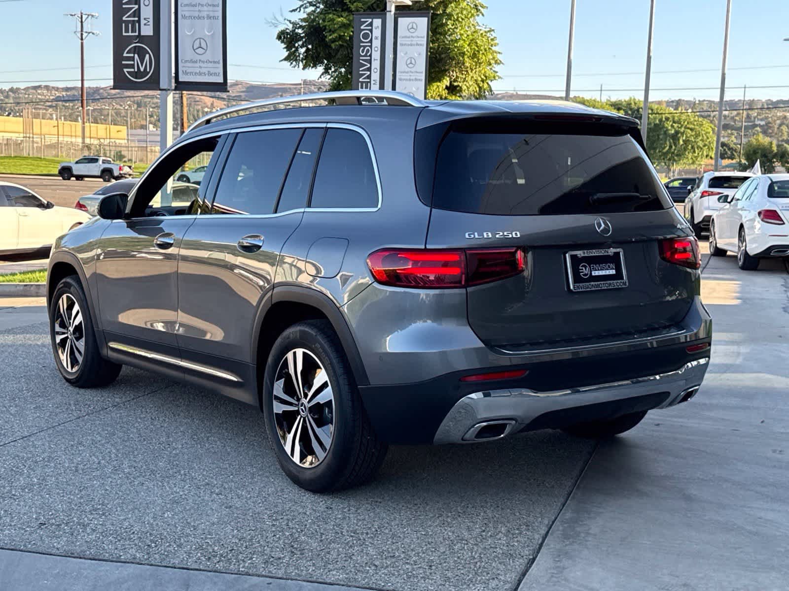 New 2026 Mercedes-Benz GLB 250 4MATIC image 8