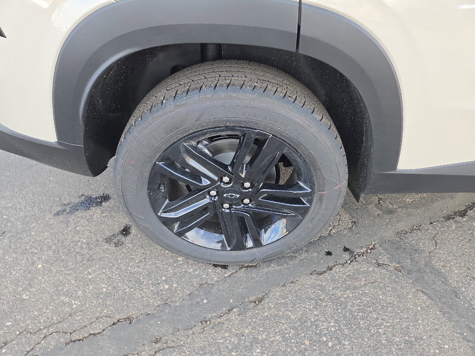 New 2026 Chevrolet Trax ACTIV w/ Sunroof Package image 35