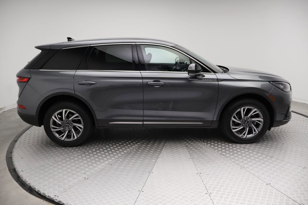 Used 2023 Lincoln Corsair FWD image 7