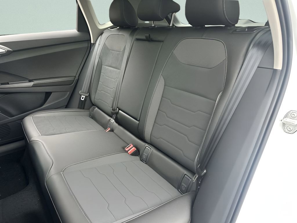 New 2026 Volkswagen Taos SE image 23