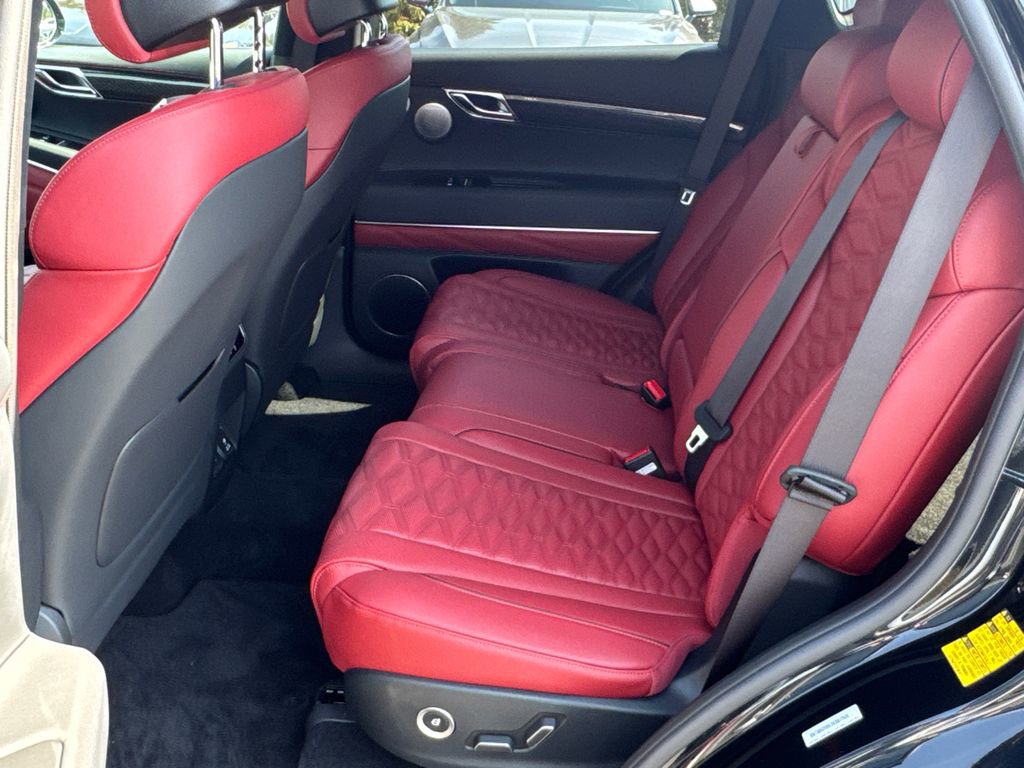 Used 2025 Genesis GV80 3.5T e-SC image 21