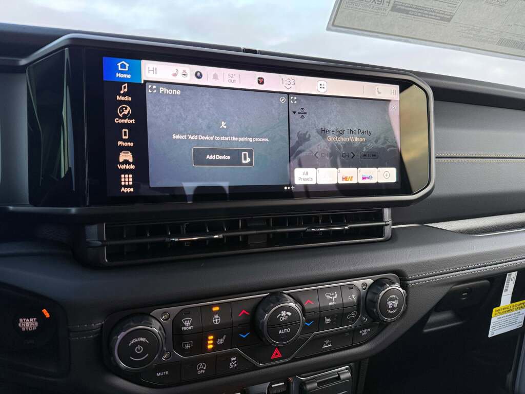 New 2026 Jeep Gladiator Sport image 30