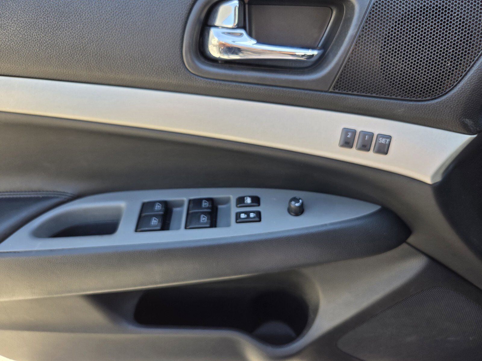 Used 2008 INFINITI G35 x Sedan w/ Premium Pkg image 27