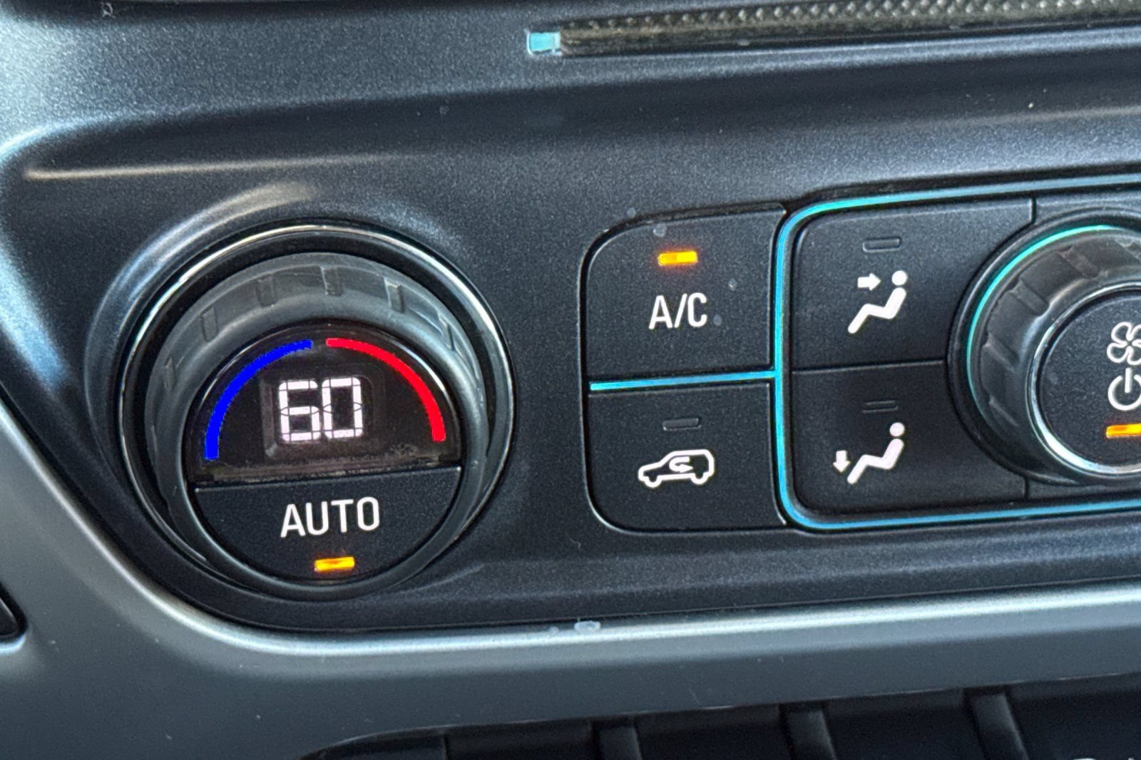 Used 2018 GMC Sierra 1500 SLT AWD/4WD image 27