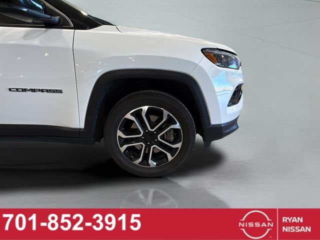 Used 2024 Jeep Compass Limited AWD/4WD image 19