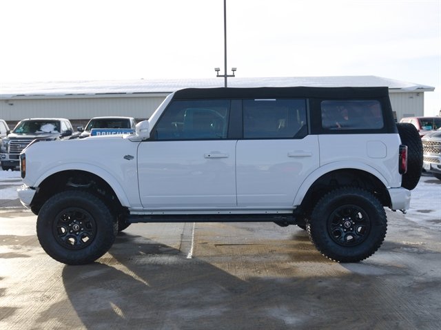 Used 2022 Ford Bronco Wildtrak image 3
