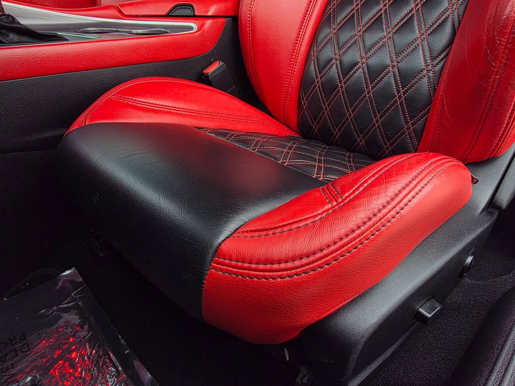 Used 2021 Dodge Challenger SRT Hellcat image 23