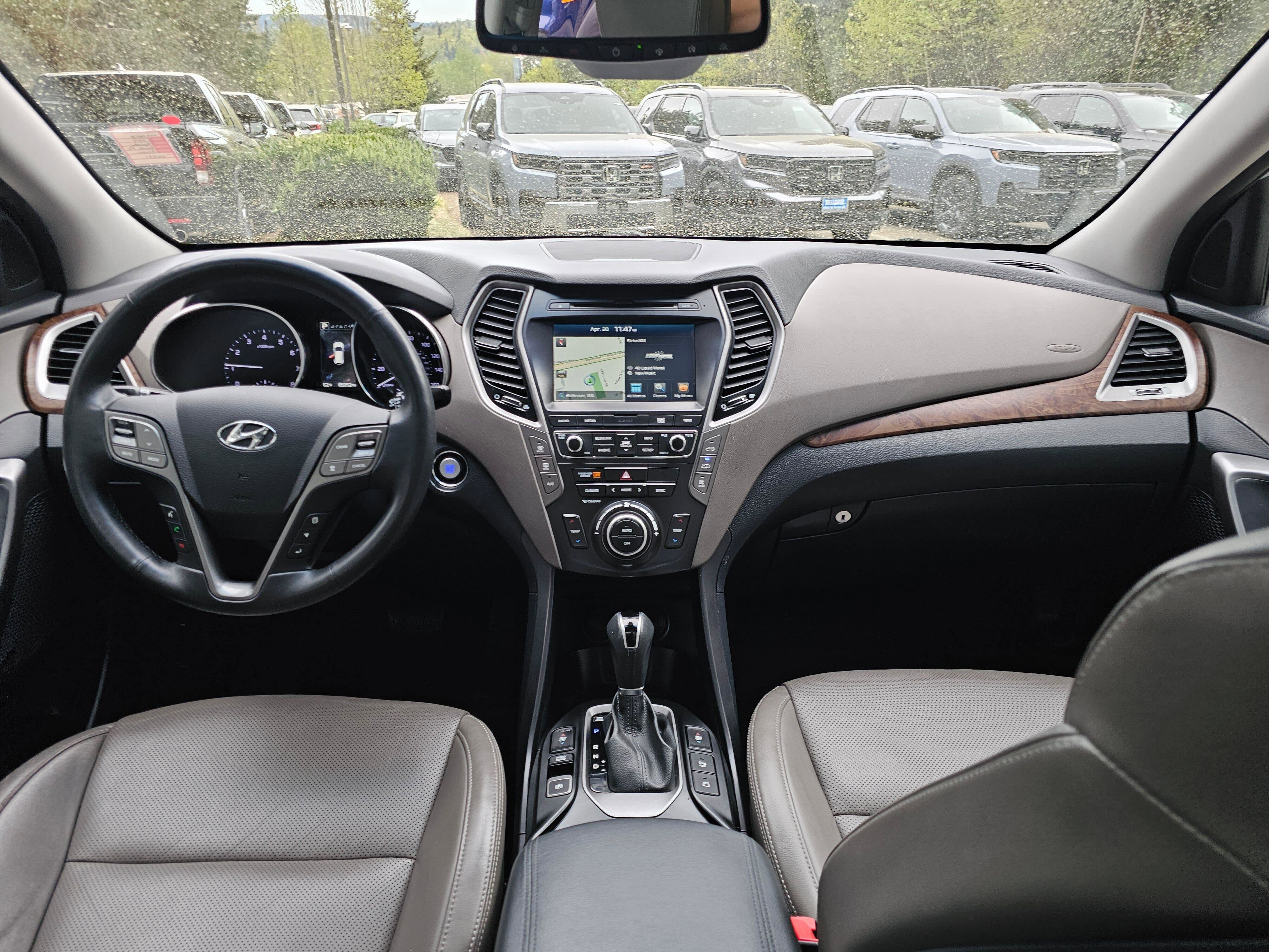 Used 2017 Hyundai Santa Fe Limited AWD/4WD image 20