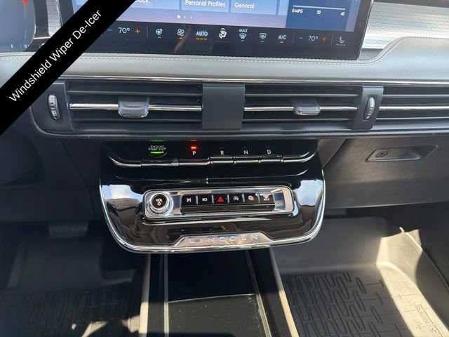 Certified 2024 Lincoln Corsair AWD w/ Equipment Group 101A image 22