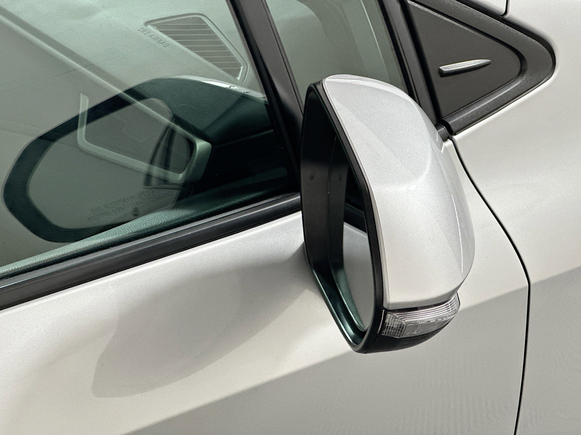 Used 2025 Toyota Corolla SE image 10