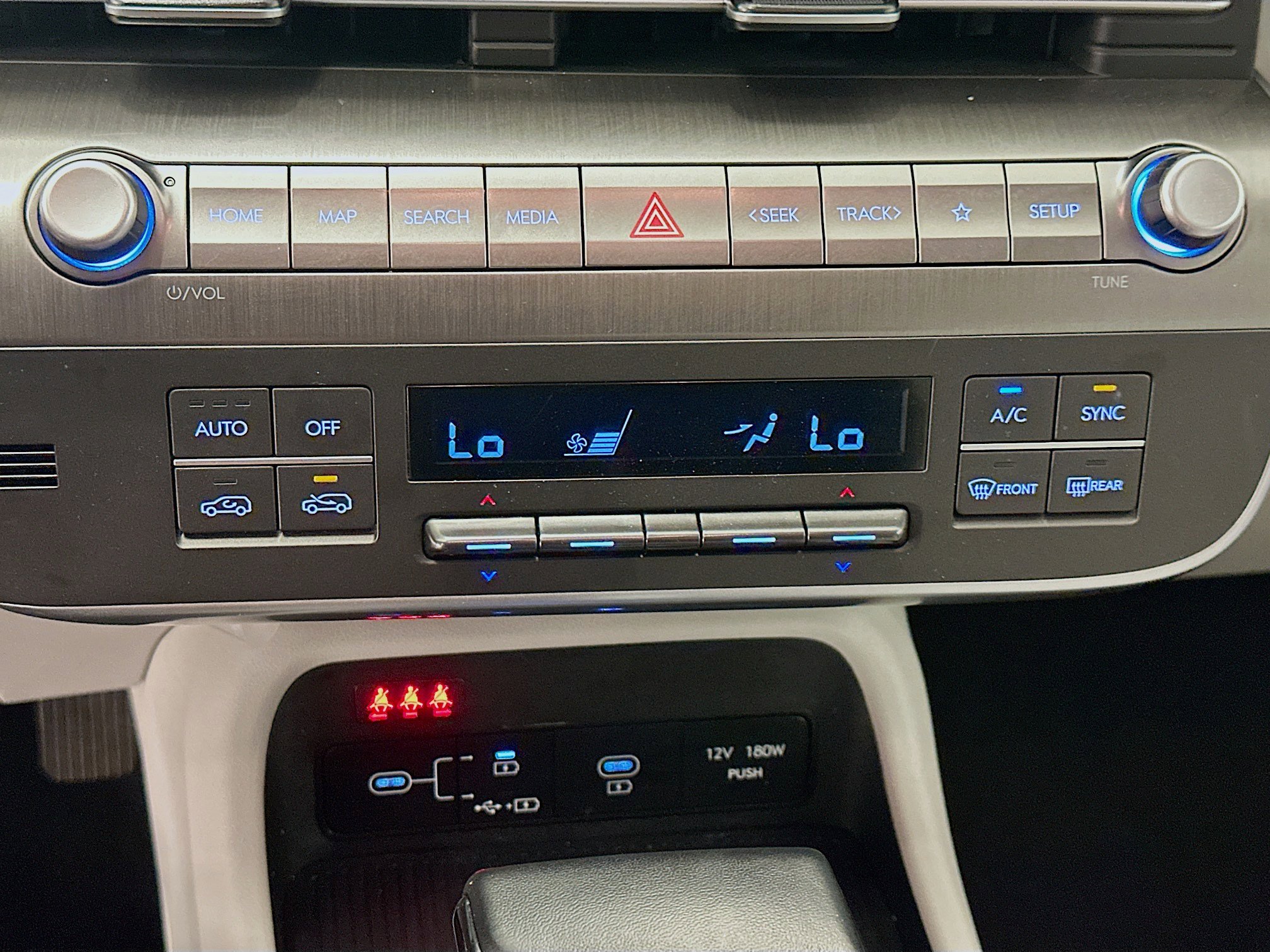 Used 2025 Hyundai Kona SEL image 24