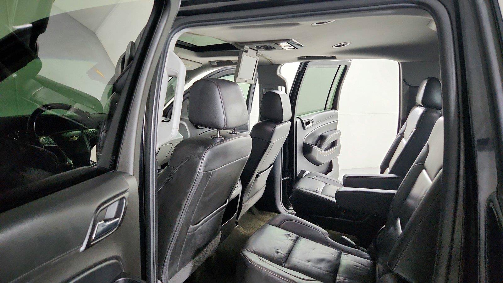 Used 2016 Chevrolet Suburban LT AWD/4WD image 27