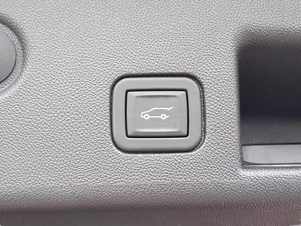 Used 2024 Chevrolet Equinox LT image 19