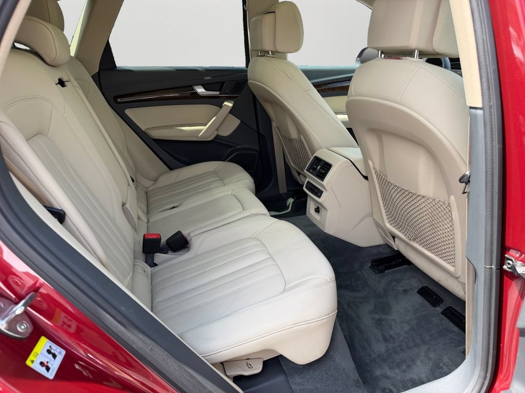 Used 2018 Audi Q5 2.0T Premium Plus w/ Premium Plus Package AWD/4WD image 9