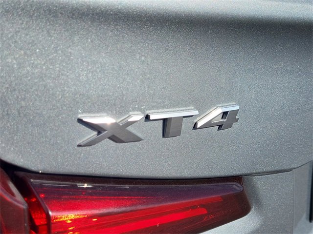 Used 2023 Cadillac XT4 Premium Luxury image 12